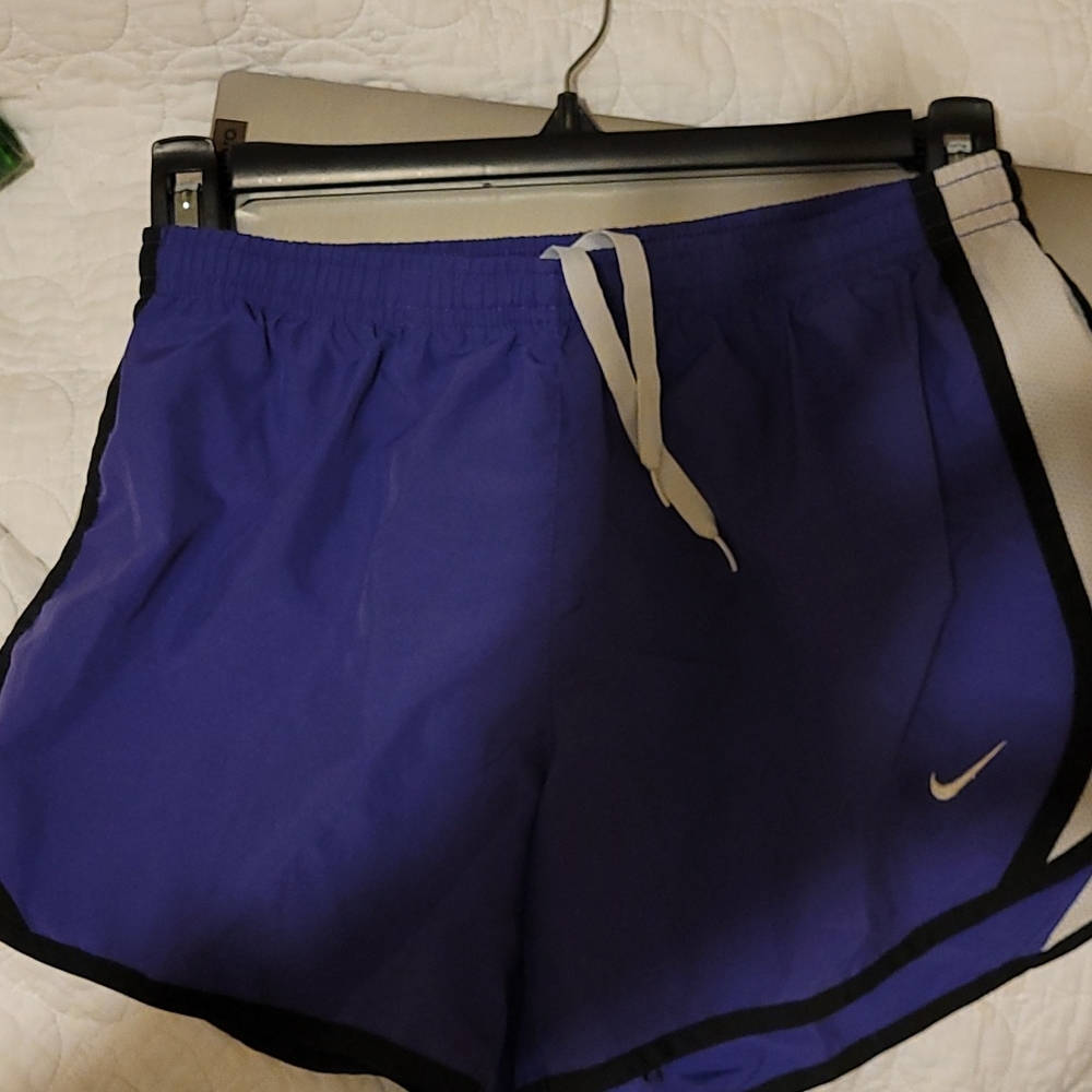 Niki shorts
